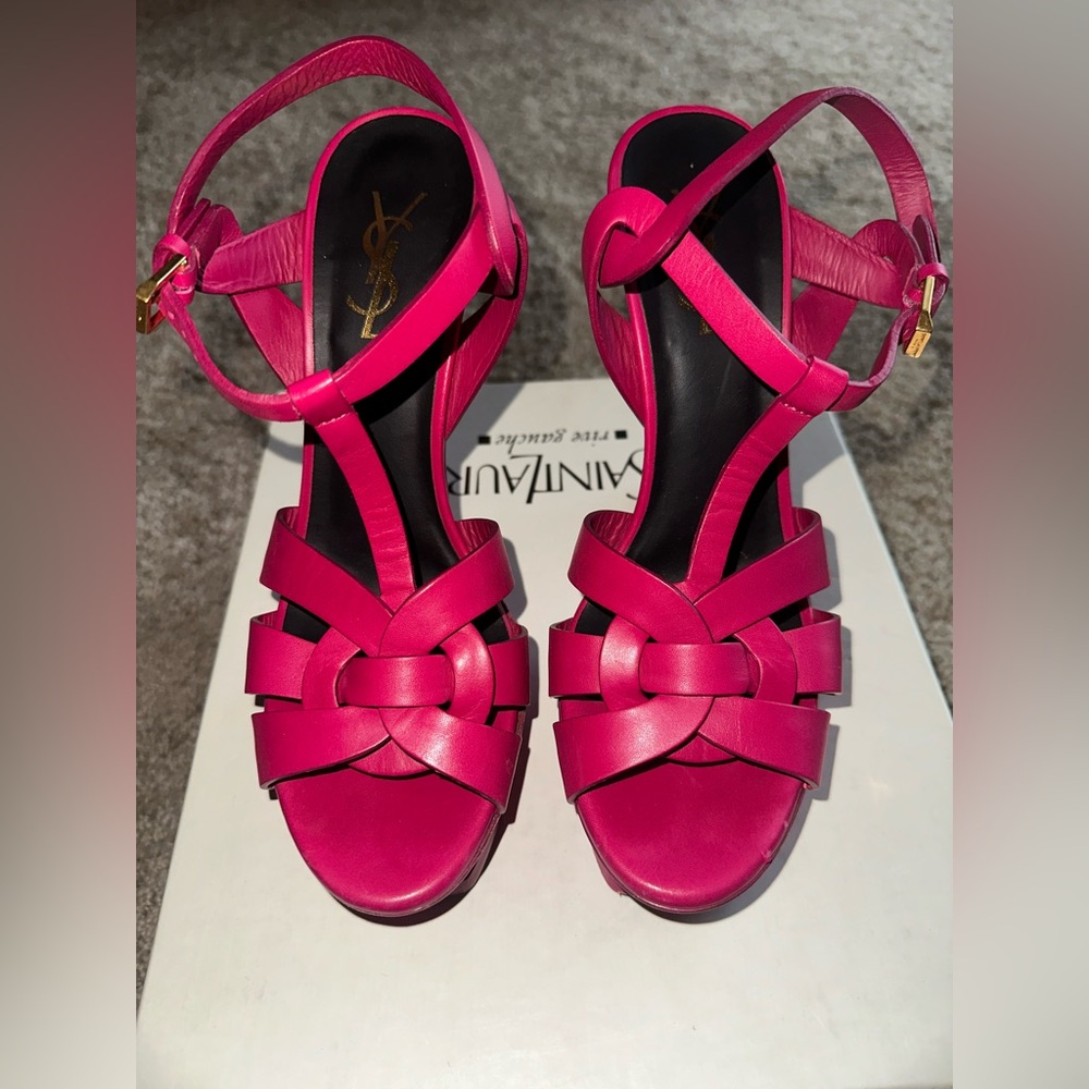 Beautiful YSL tributes sandal sz 38